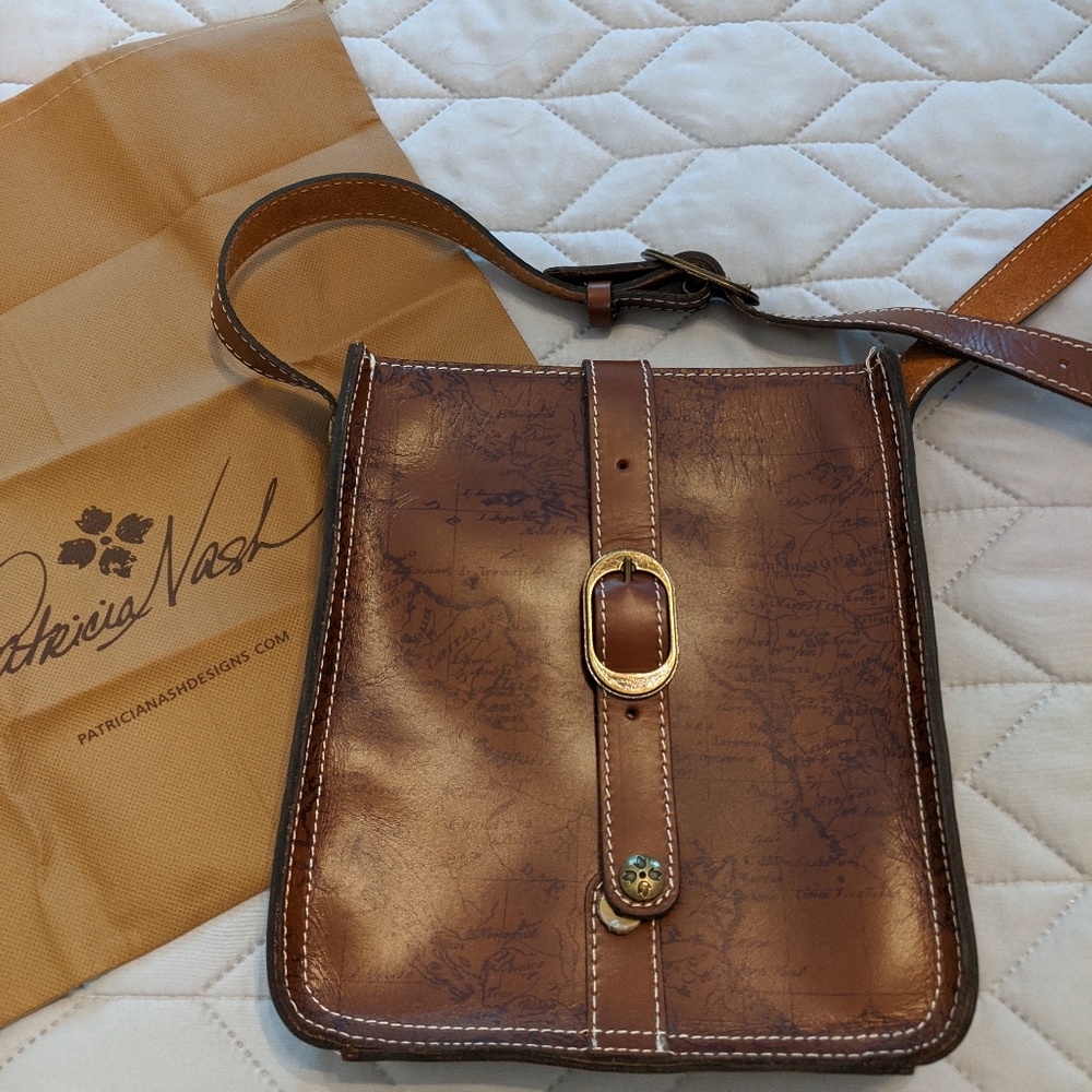 Patricia Nash New Venezia Pouch in Riot Rust Map